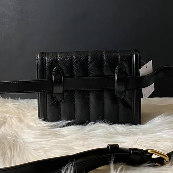 89240 - Coach Hutton Belt Bag with Quilting - Picture 7 of 16